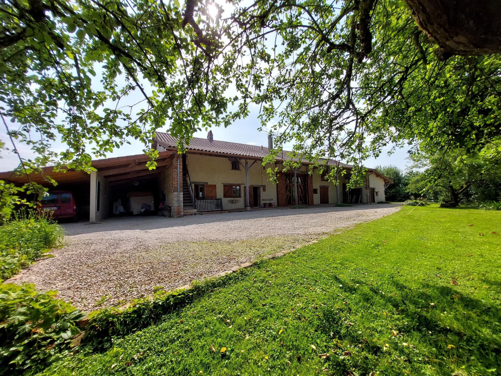 Maison à vendre, 163m², Saint-Trivier-de-Courtes