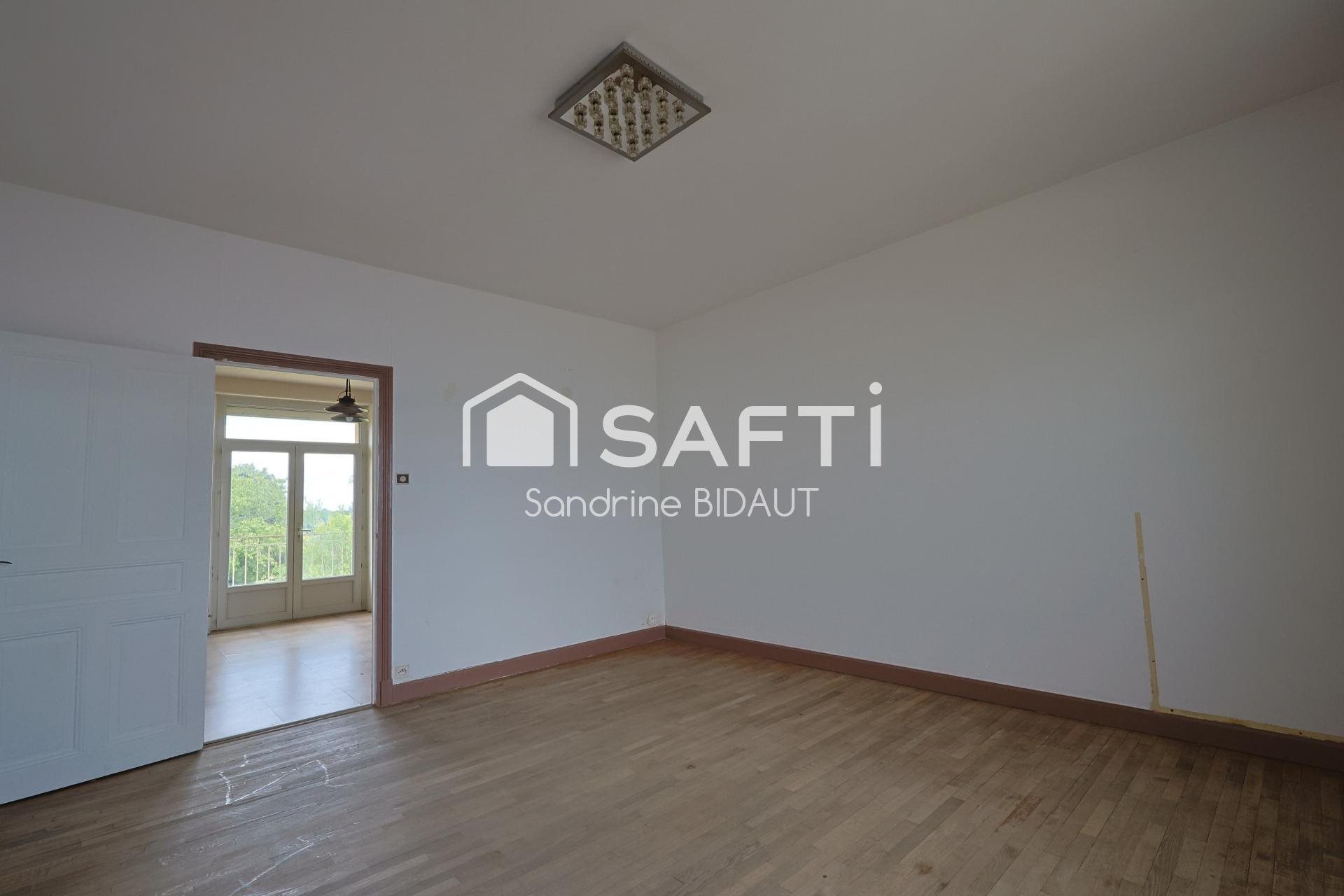 Maison à vendre, 106m², Sermoyer