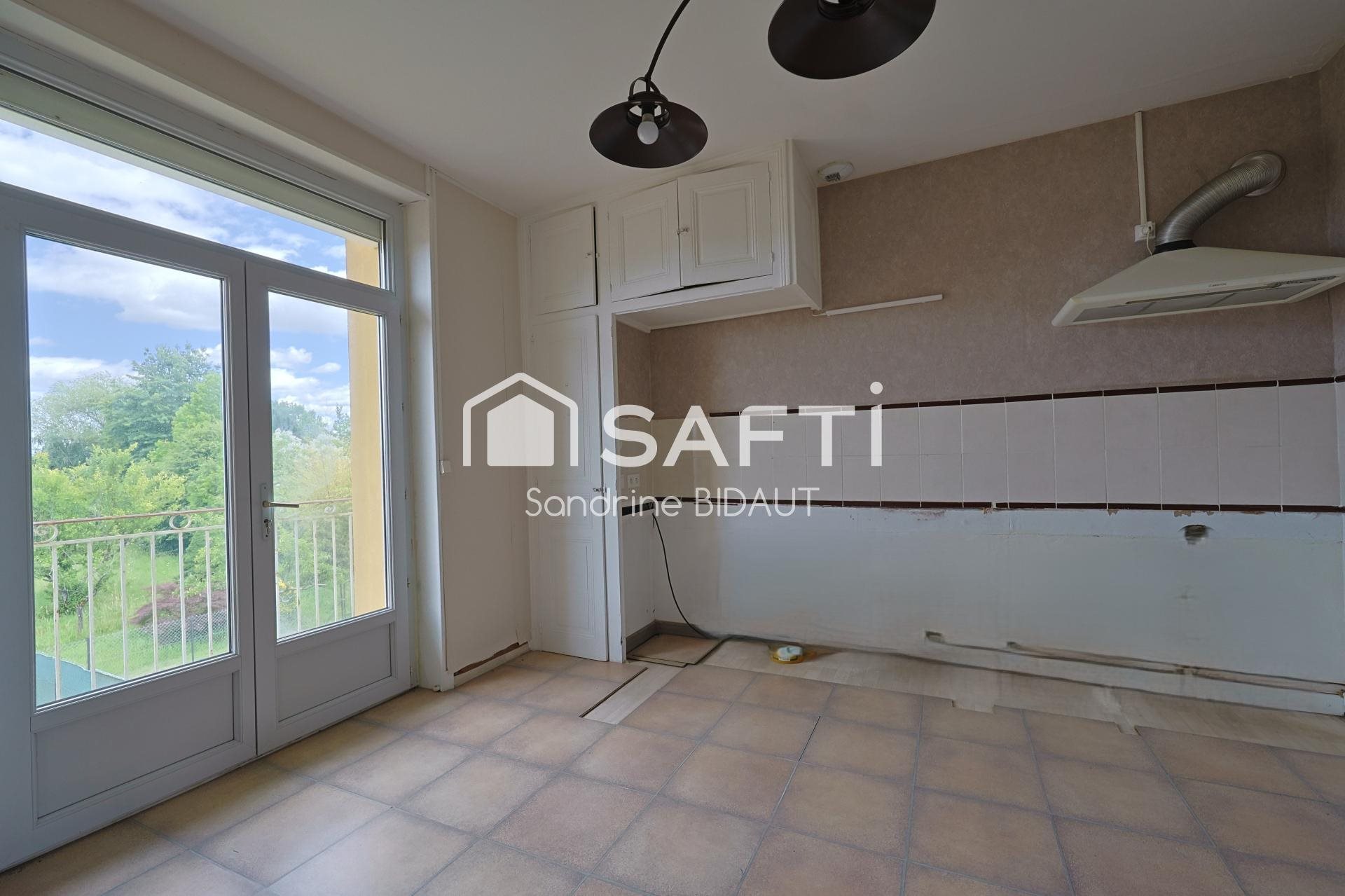 Maison à vendre, 106m², Sermoyer