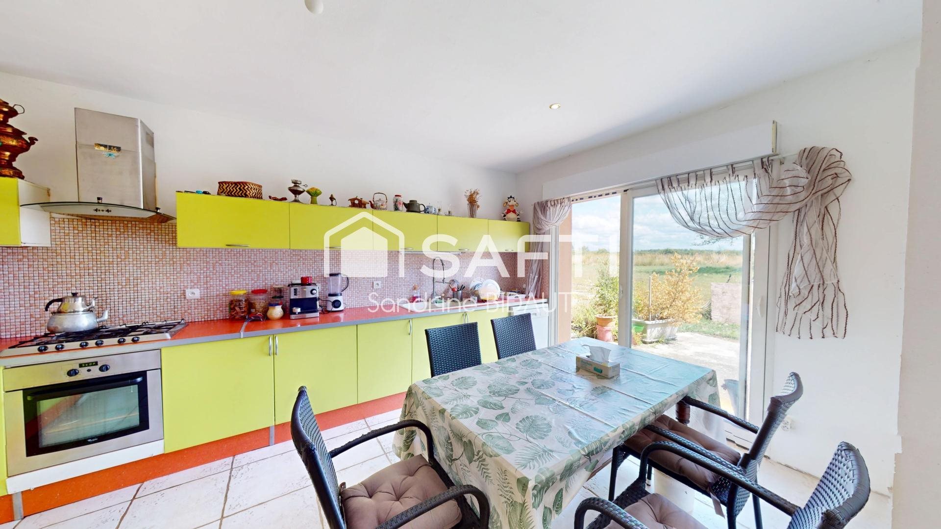 Maison à vendre, 282m², Saint-Trivier-de-Courtes