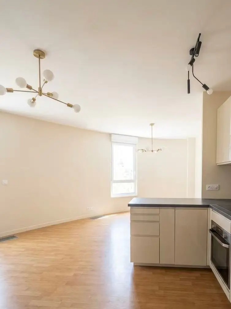 Appartement à louer, 61m², Issy-les-Moulineaux