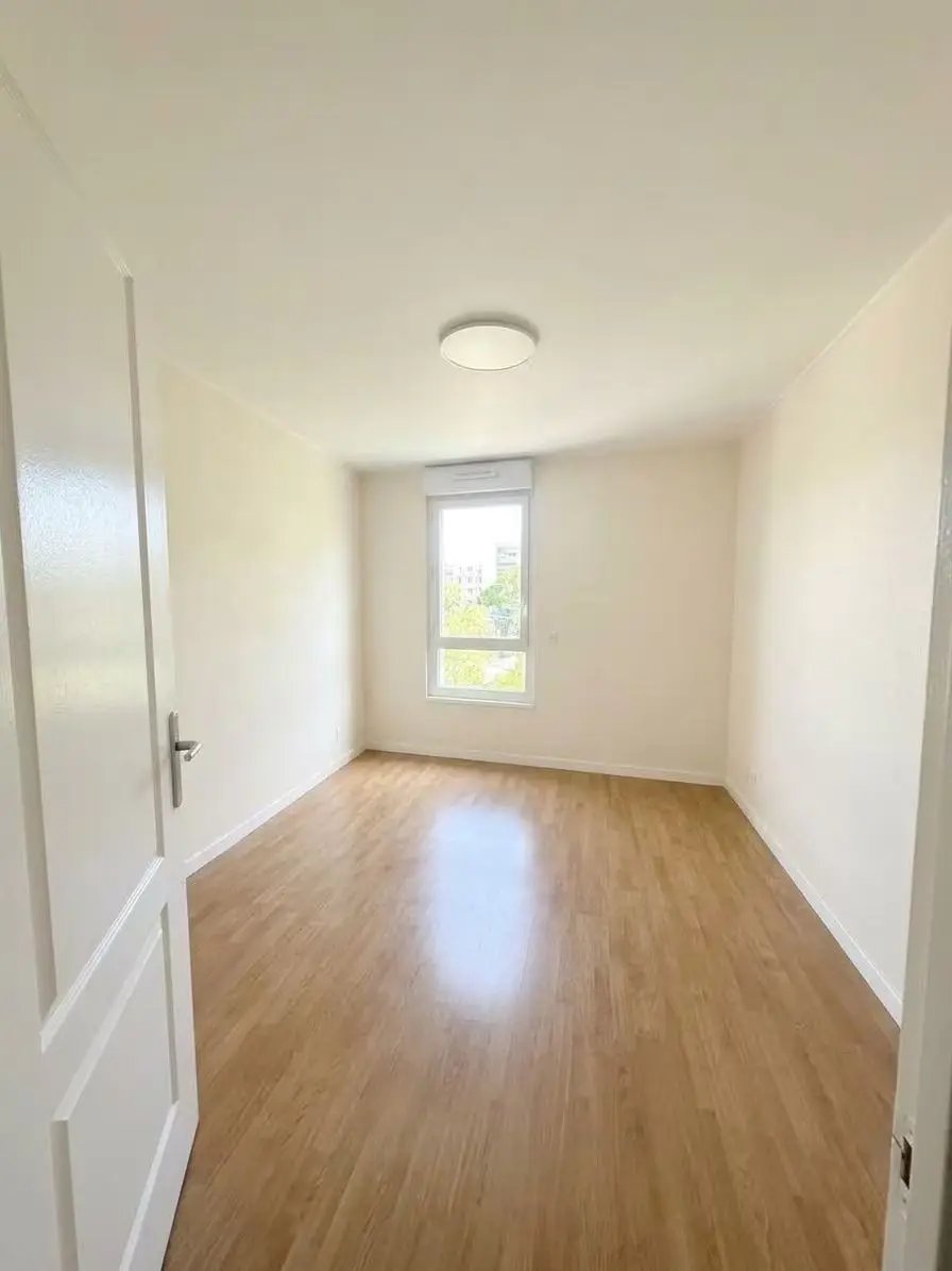 Appartement à louer, 61m², Issy-les-Moulineaux