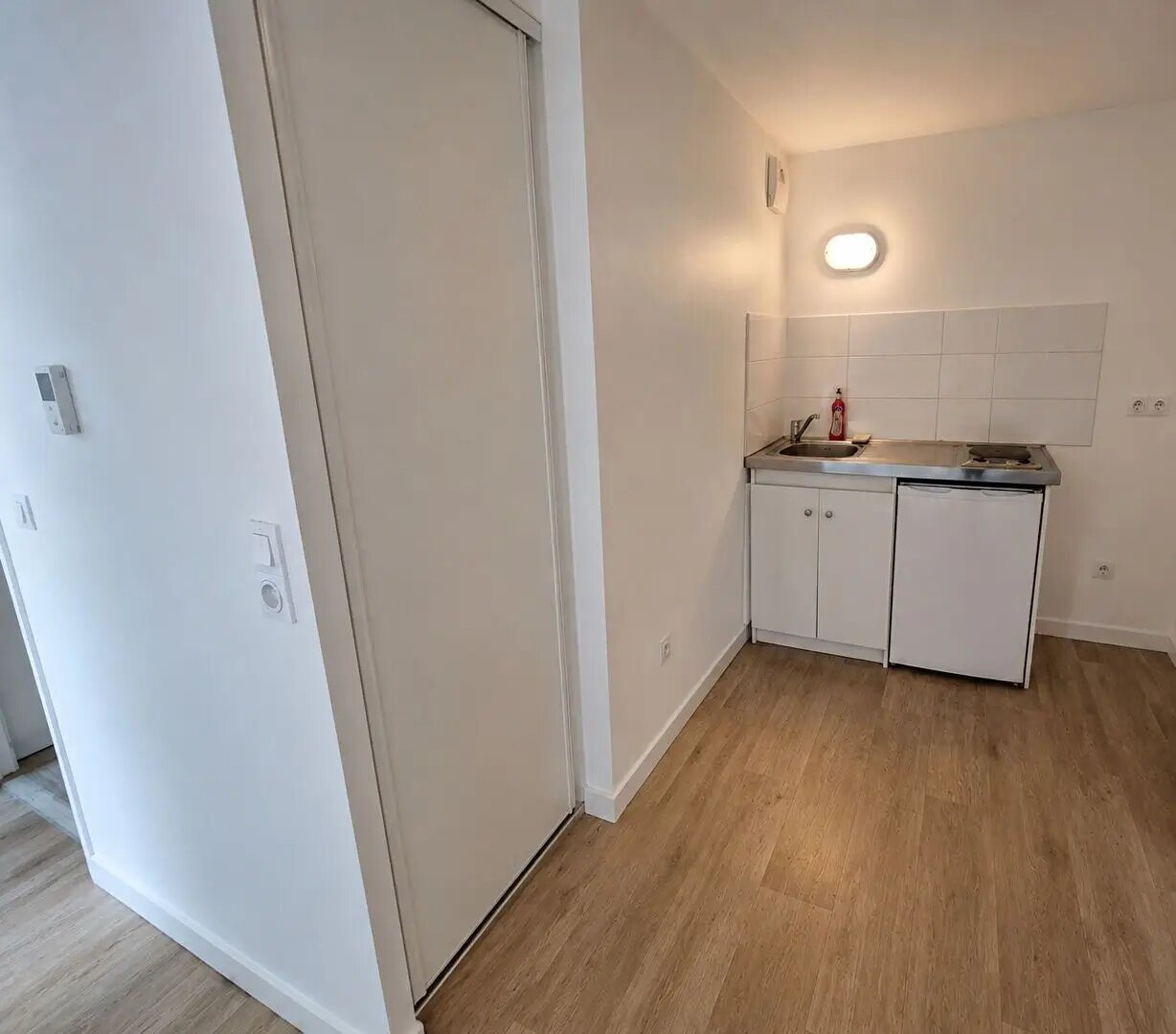 Appartement à louer, 26m², Évry-Courcouronnes