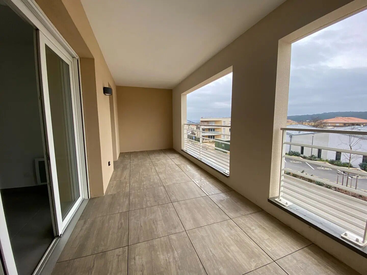 Appartement à louer, 59m², Meyreuil