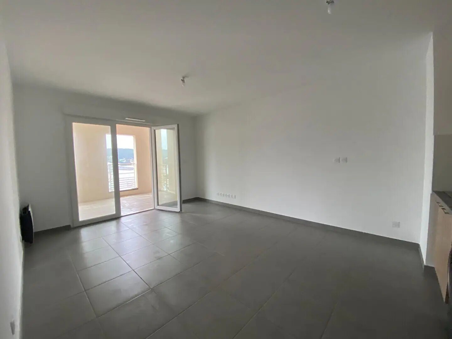 Appartement à louer, 59m², Meyreuil