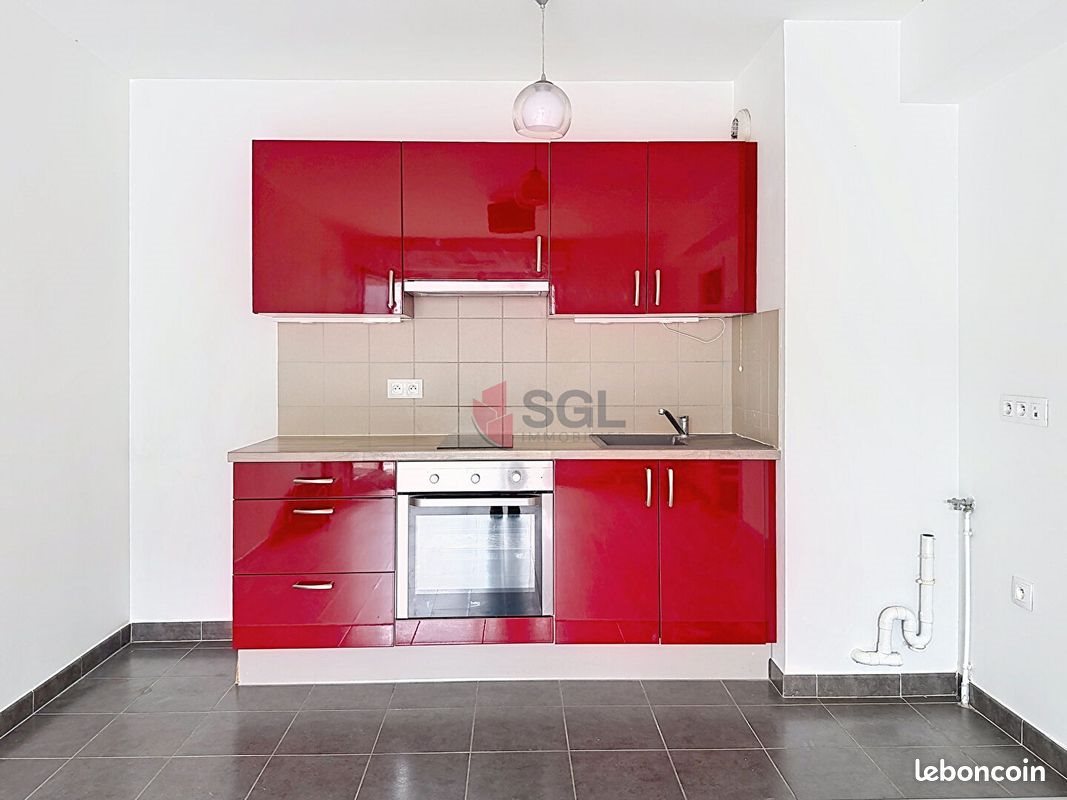 Appartement à louer, 39m², Cergy