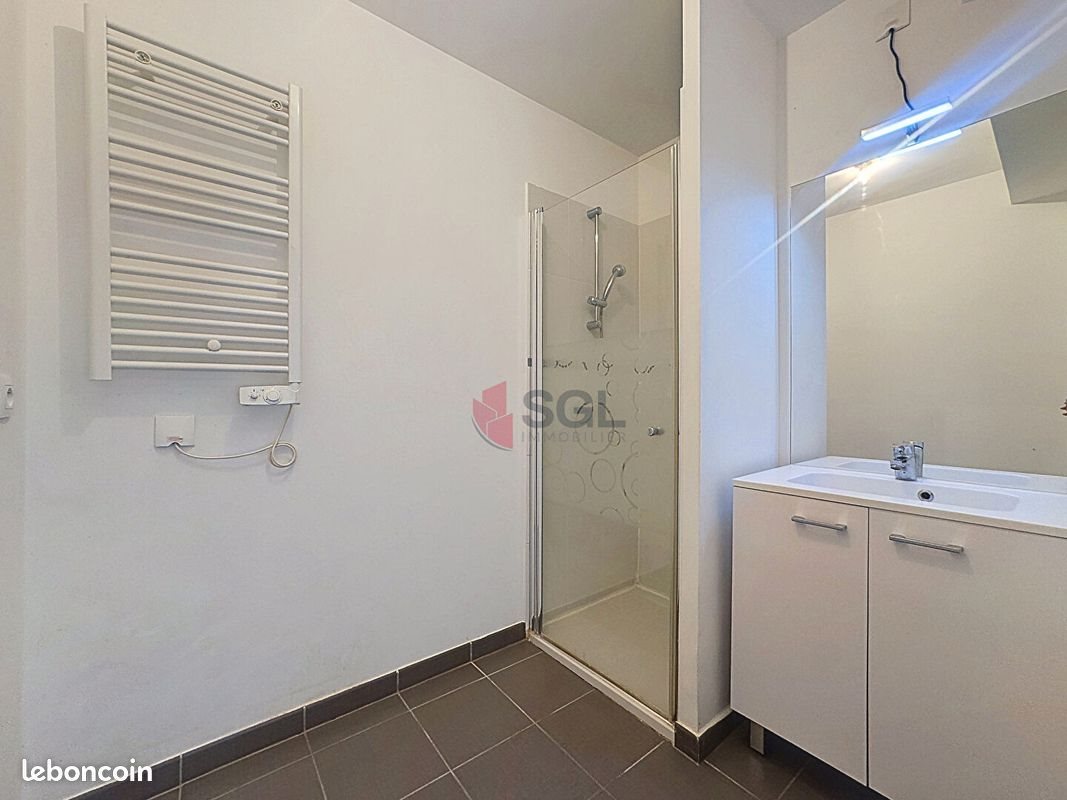 Appartement à louer, 39m², Cergy