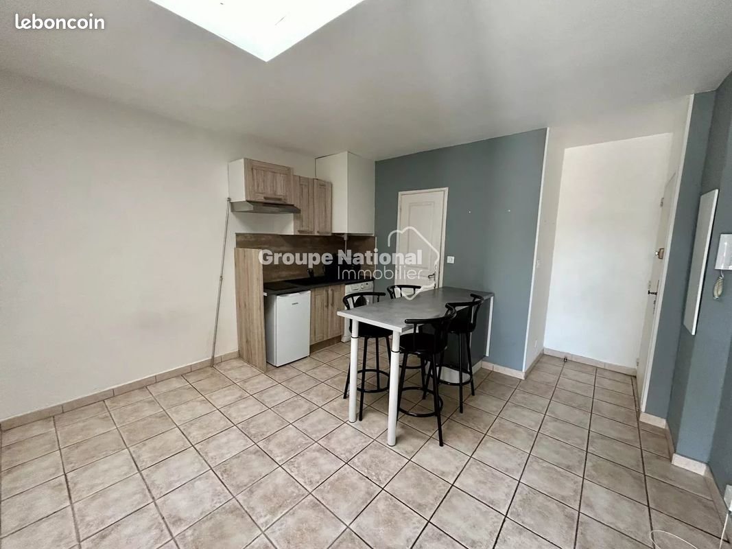 Appartement à louer, 28m², Salon-de-Provence