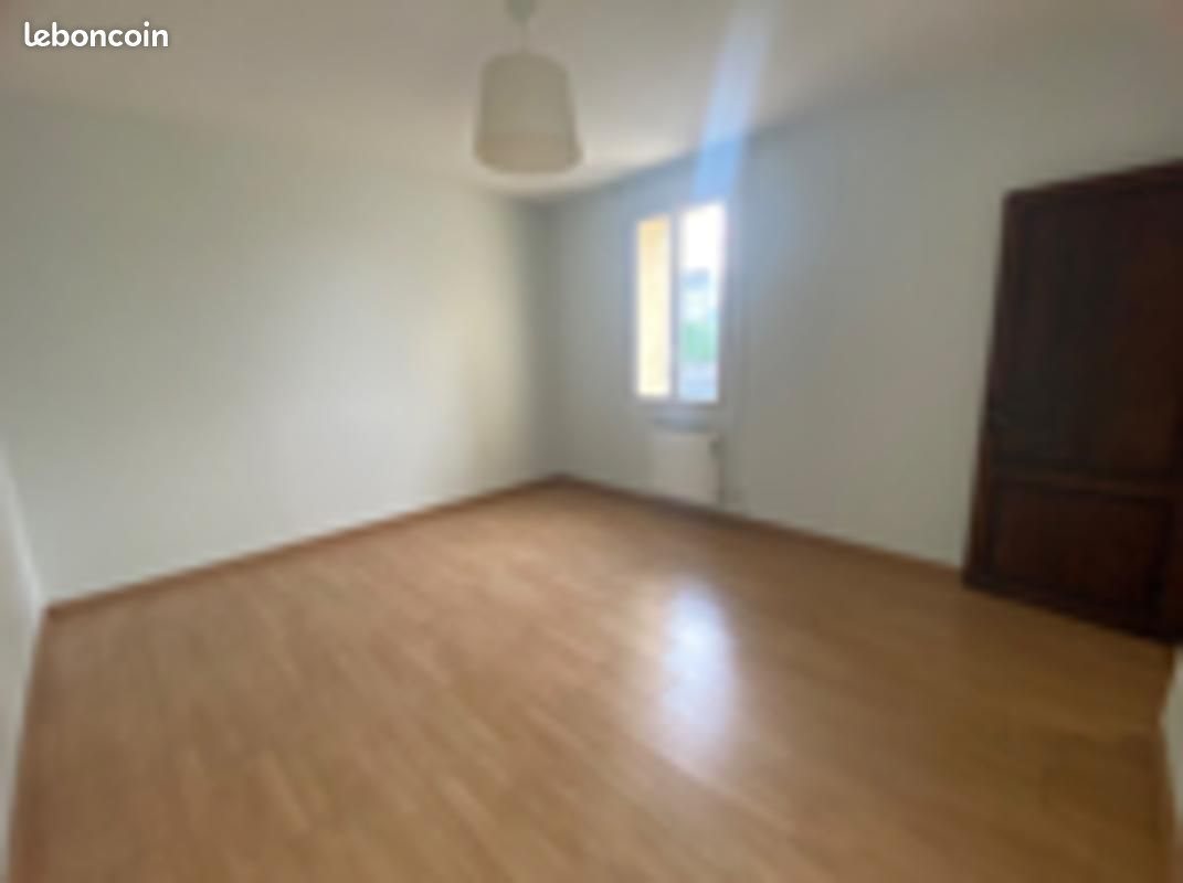 Maison à louer, 79m², Pugnac