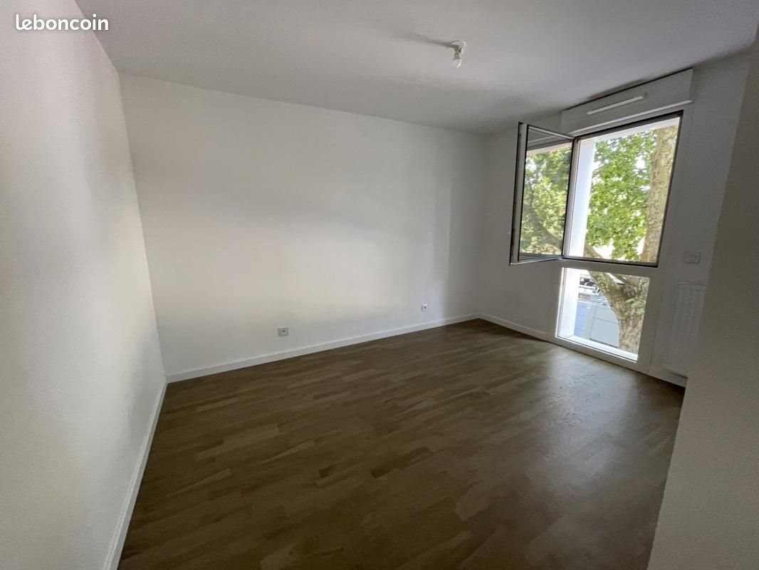 Appartement à louer, 45m², Bordeaux
