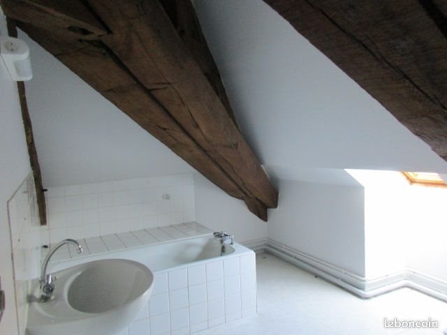 Appartement à louer, 66m², Faverney