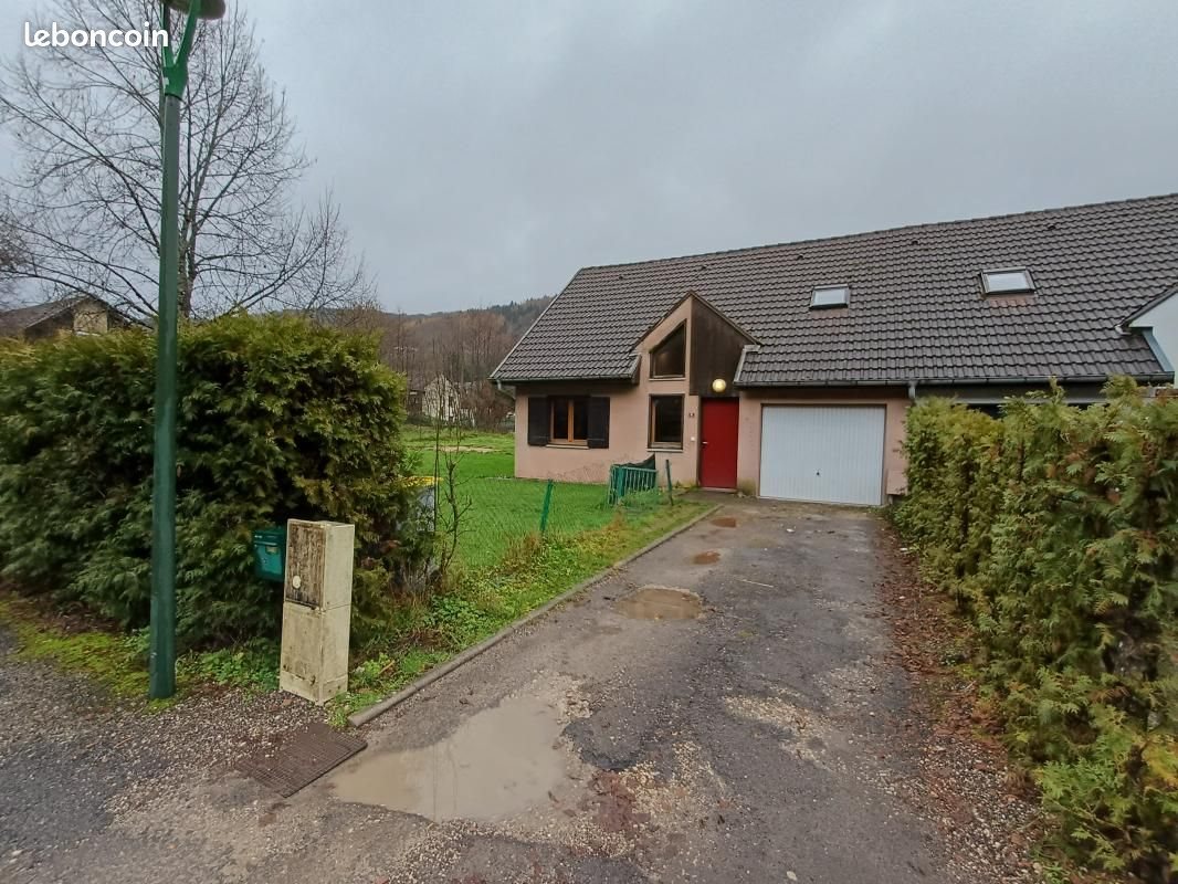 Maison à vendre, 92m², Raddon-et-Chapendu