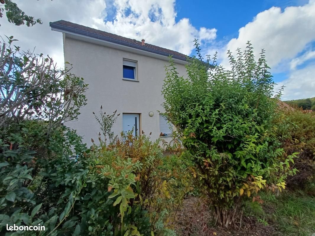 Maison à louer, 84m², Mélisey