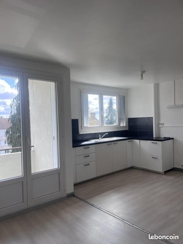 Appartement à louer, 73m², Luxeuil-les-Bains