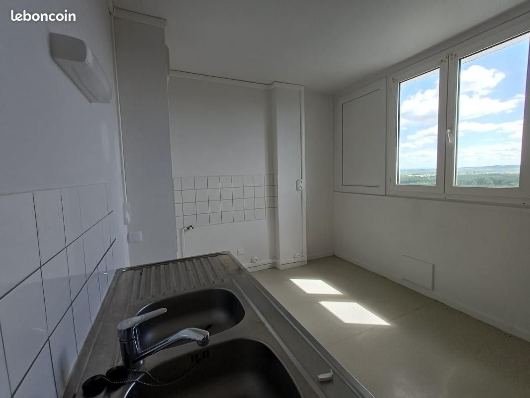 Appartement à louer, 74m², Luxeuil-les-Bains