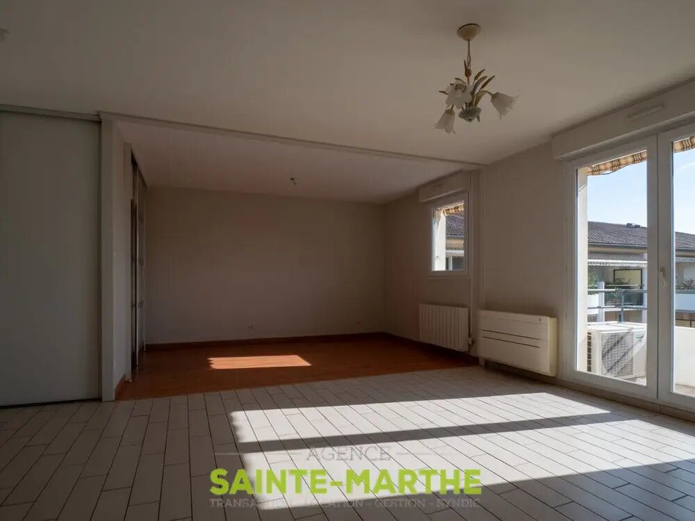 Appartement à louer, 77m², Niort