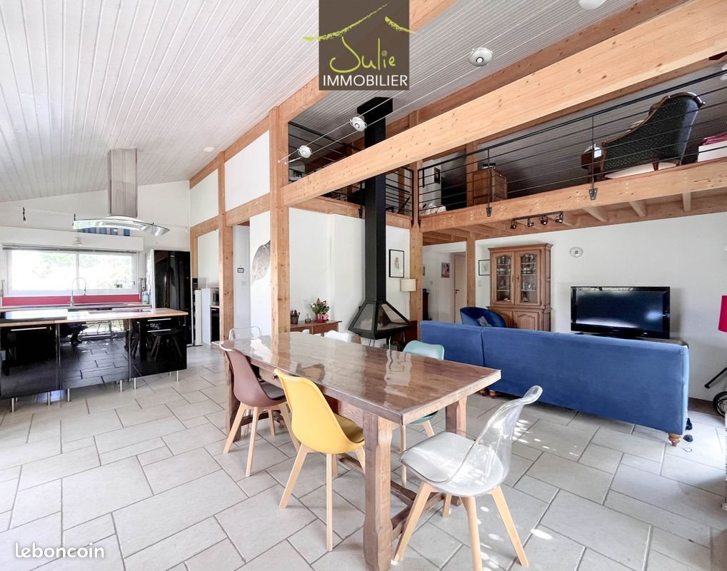 Maison à vendre, 156m², Bressuire
