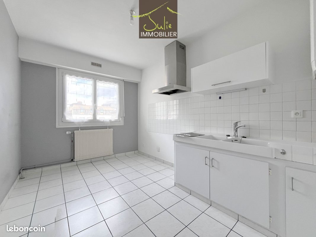 Maison à vendre, 82m², Bressuire