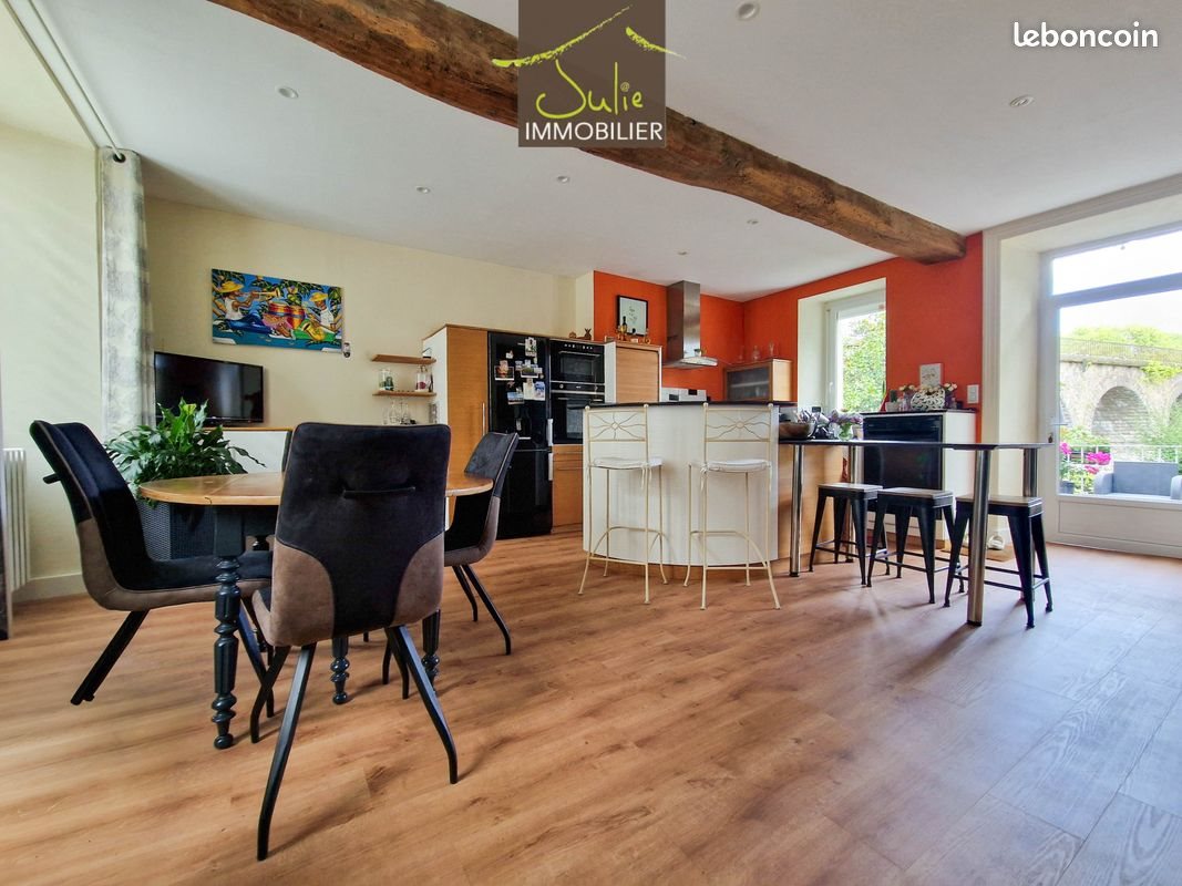 Maison à vendre, 205m², Bressuire
