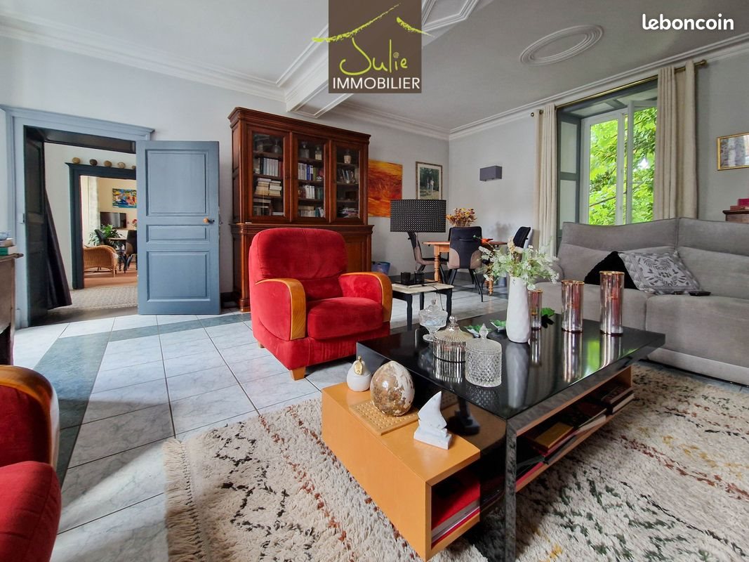 Maison à vendre, 205m², Bressuire