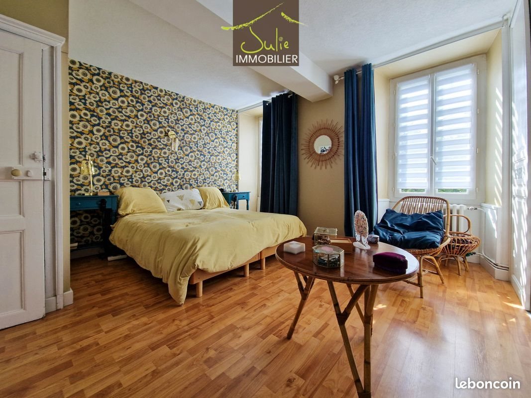 Maison à vendre, 205m², Bressuire