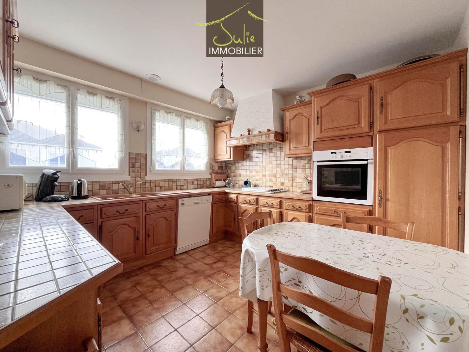 Maison à vendre, 101m², Bressuire