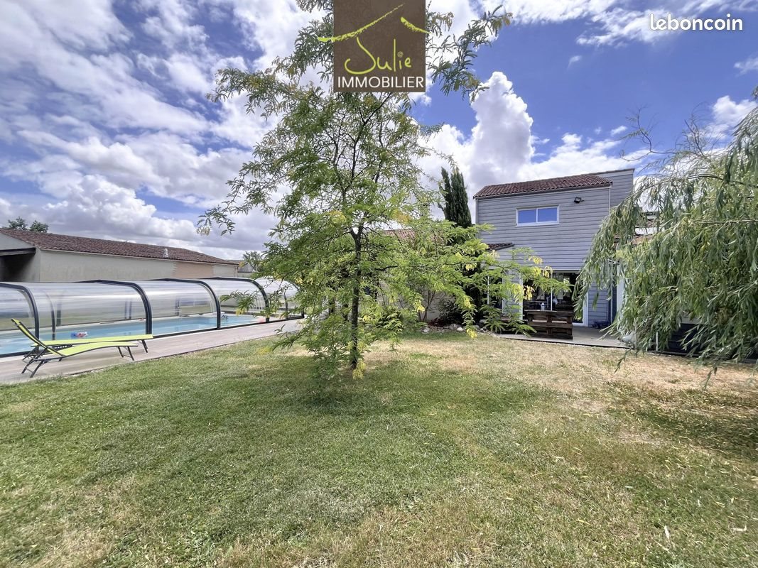 Maison à vendre, 220m², Bressuire