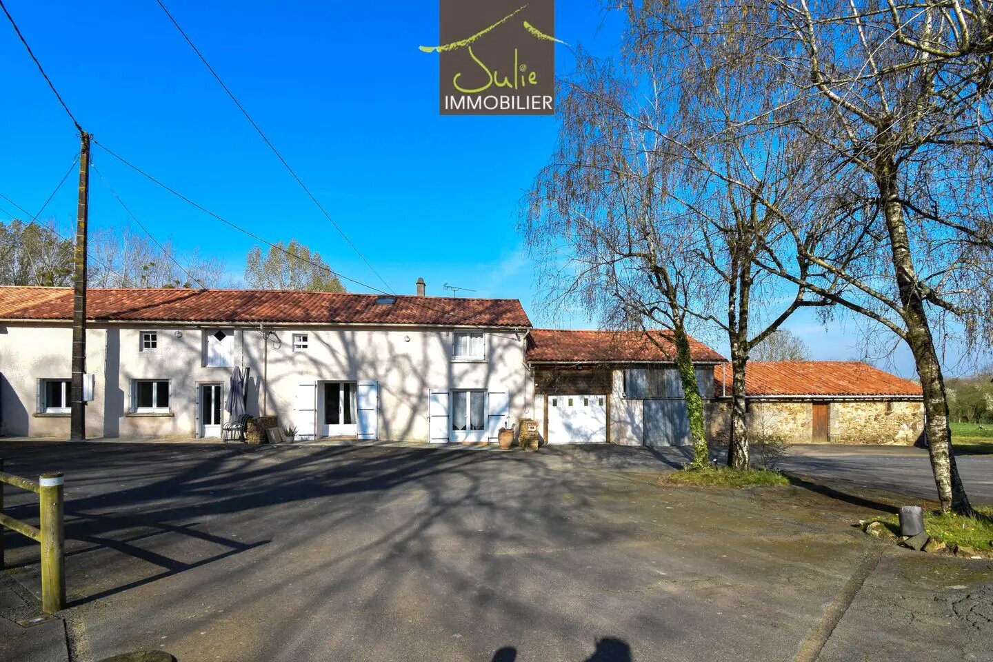 Maison à vendre, 224m², Saint-André-sur-Sèvre