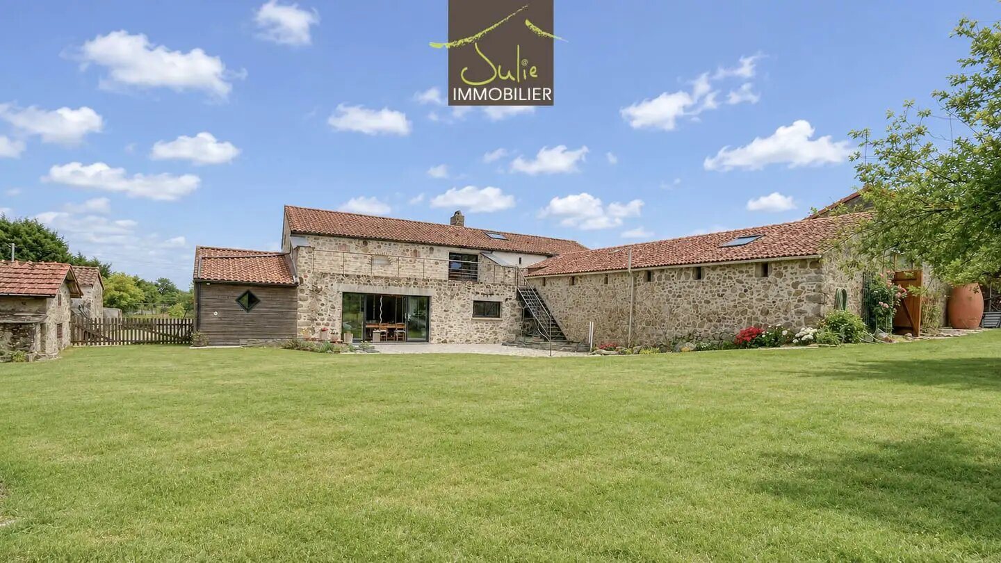 Maison à vendre, 315m², Bressuire