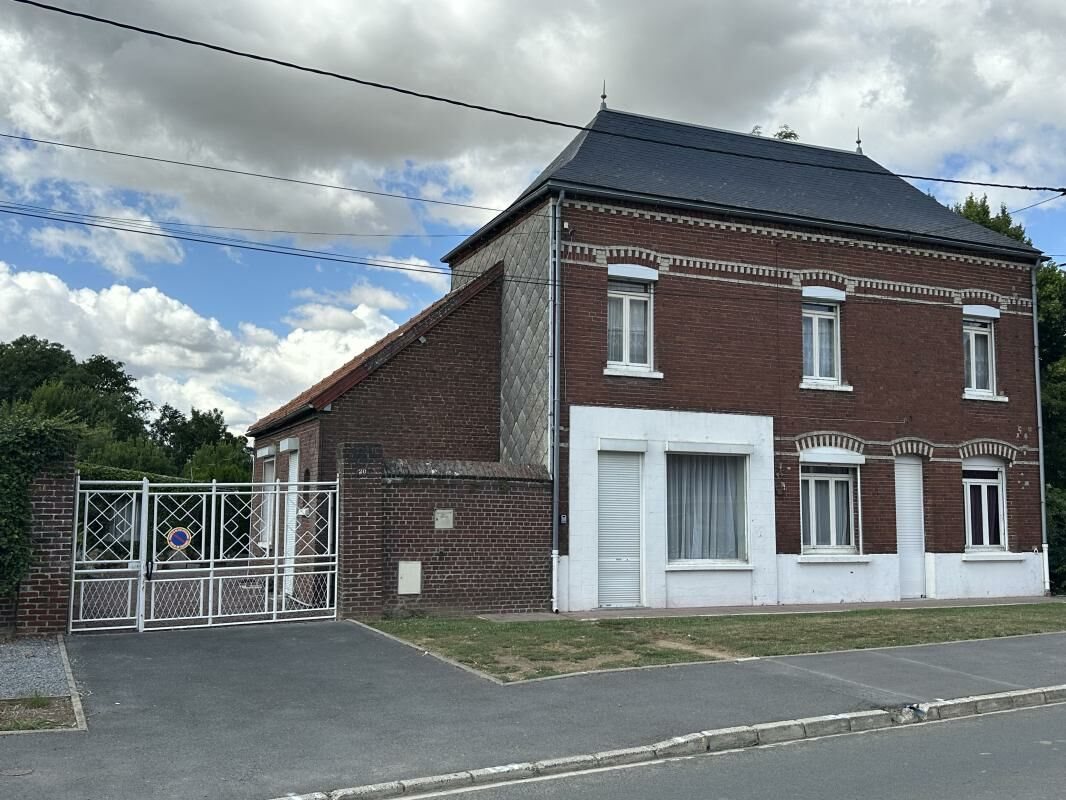 Maison à vendre, 166m², Bertincourt