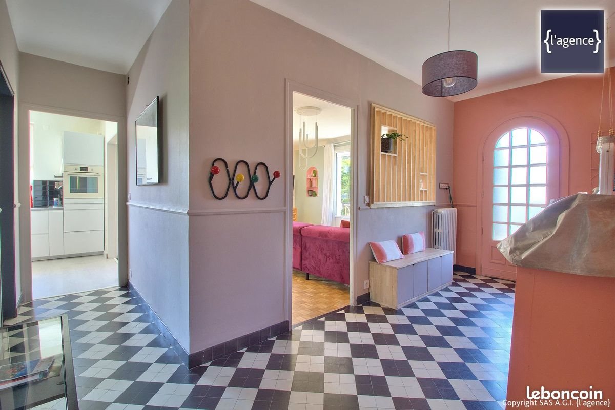 Maison à vendre, 211m², Châtel-Guyon