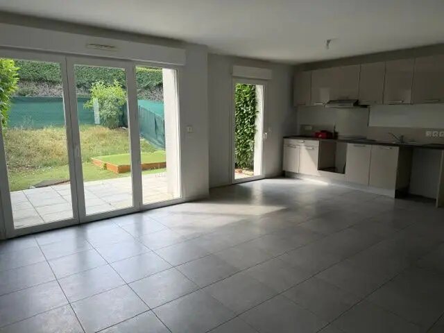 Appartement à louer, 80m², Anse