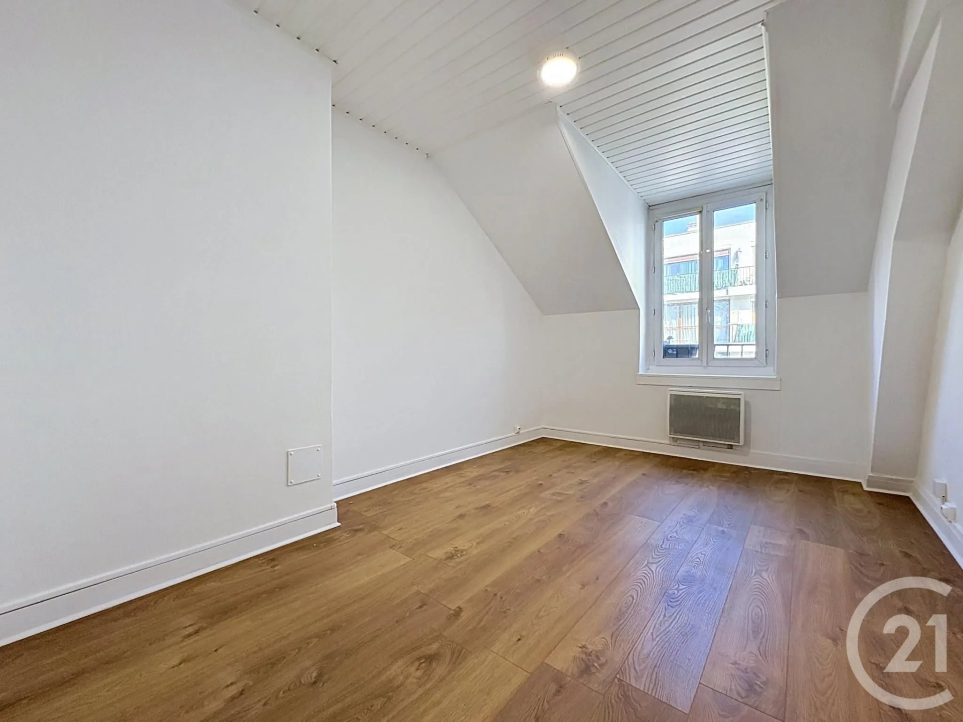 Appartement à louer, 31m², Corbeil-Essonnes