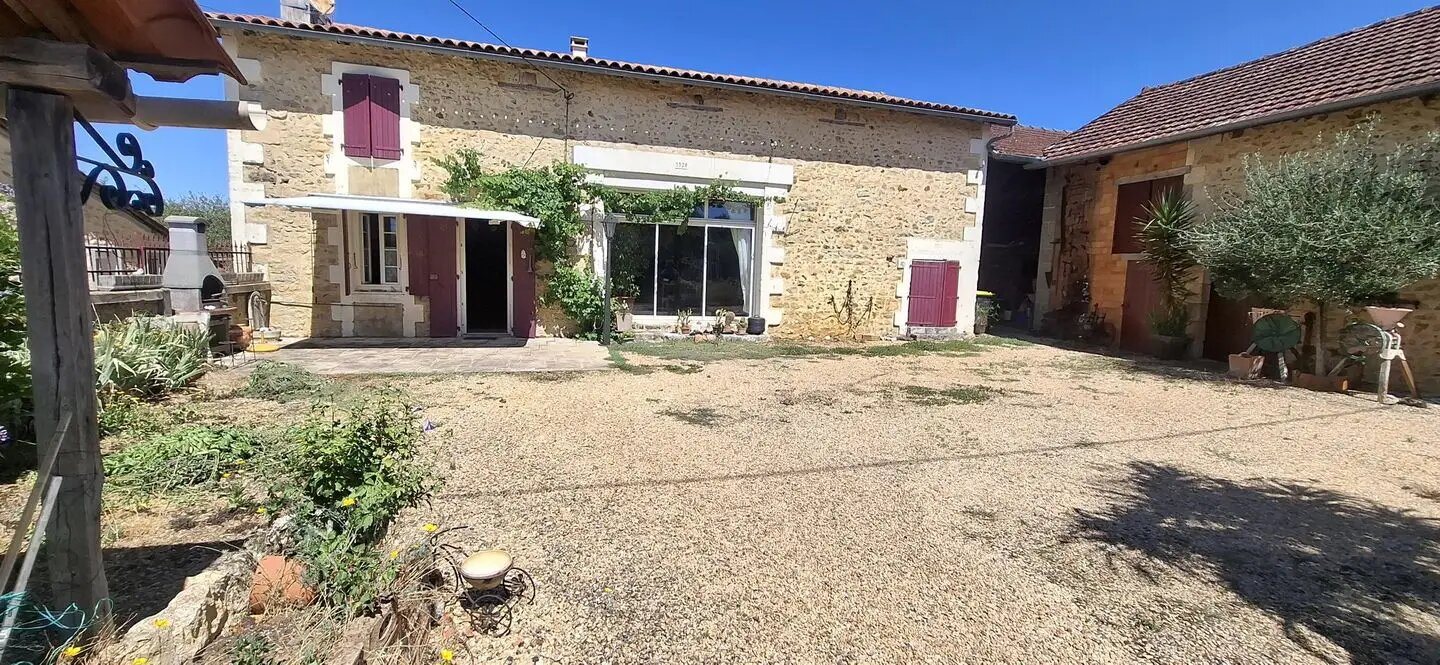 Maison à vendre, 200m², Vitrac-Saint-Vincent