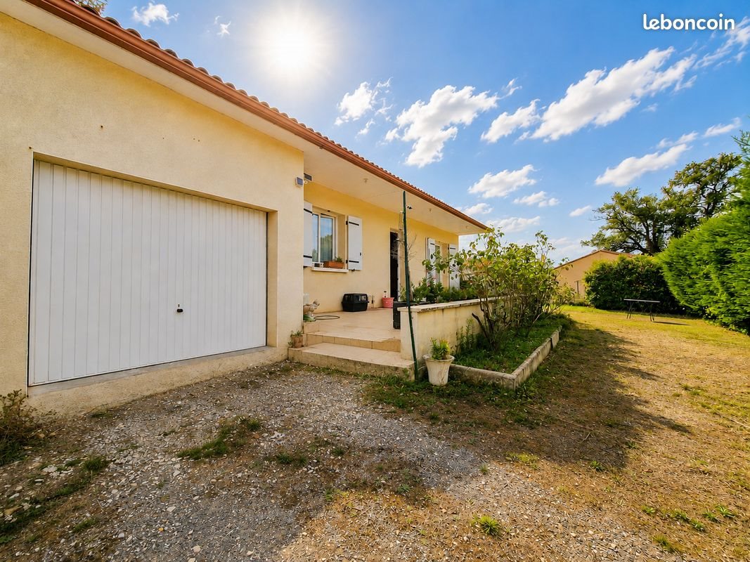 Maison à louer, 100m², Chasseneuil-sur-Bonnieure