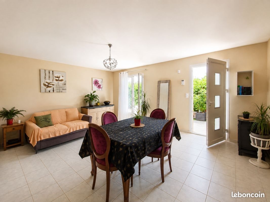 Maison à louer, 100m², Chasseneuil-sur-Bonnieure