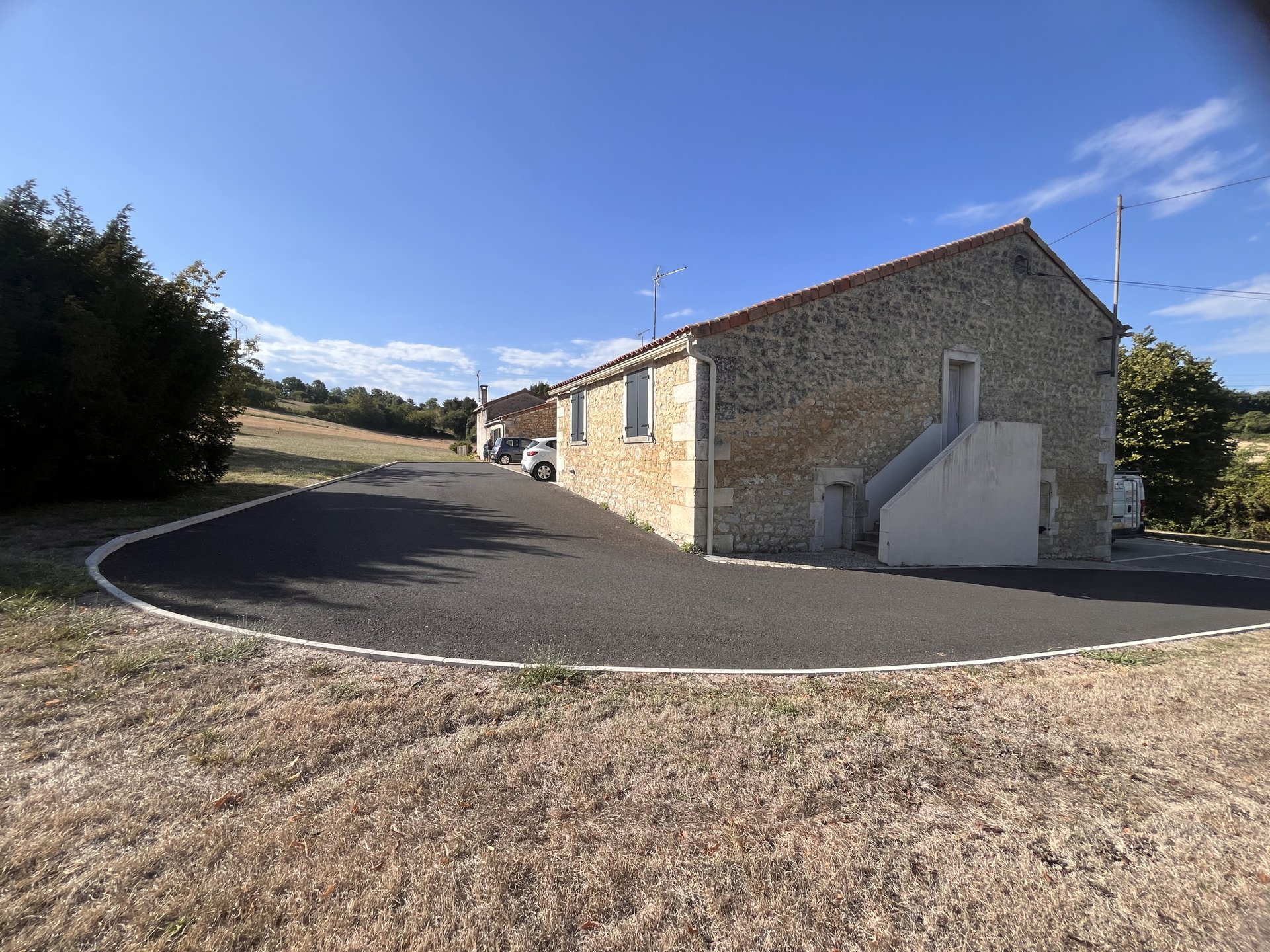 Appartement à louer, 1m², La Couronne