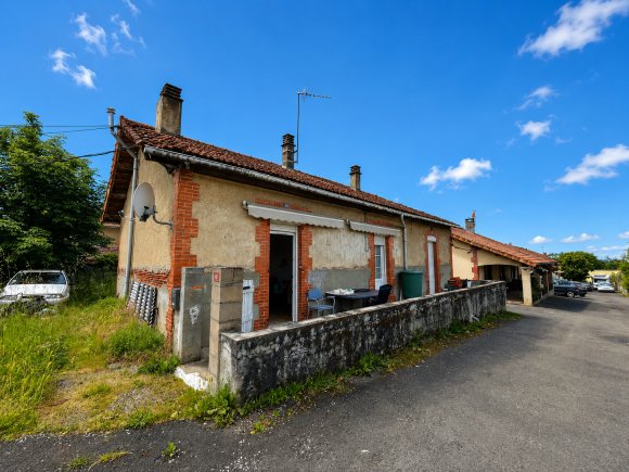 Maison à vendre, 4m², Terres-de-Haute-Charente