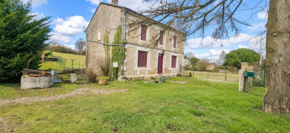 Maison à vendre, 7m², Chazelles