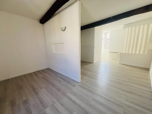 Appartement à louer, 33m², La Rochefoucauld-en-Angoumois