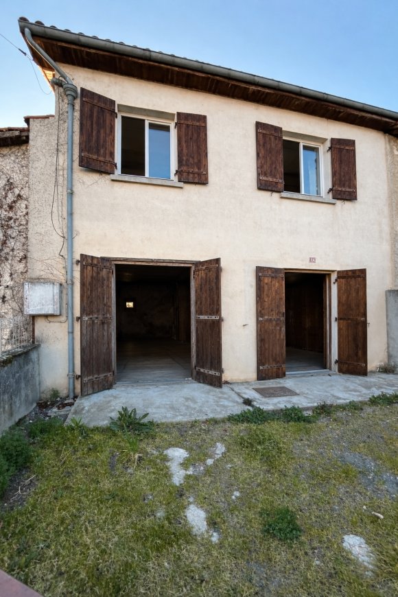 Maison à vendre, 3m², Terres-de-Haute-Charente