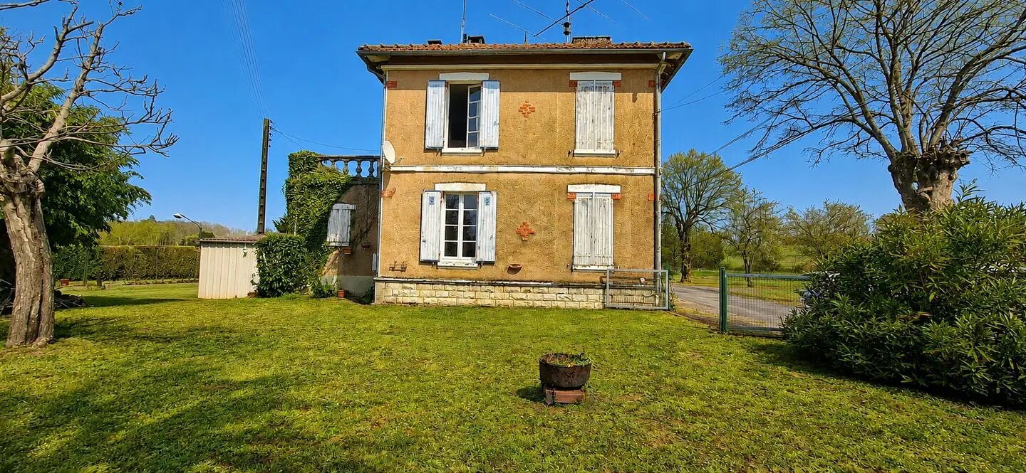 Maison à vendre, 120m², Montbron