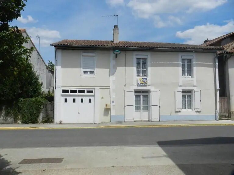 Maison à vendre, 88m², Montemboeuf