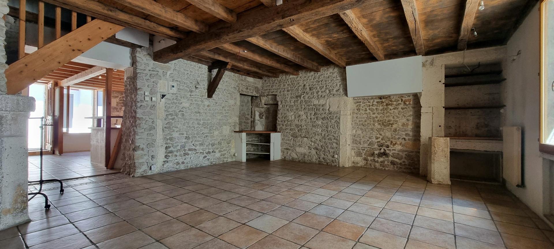 Maison à vendre, 99m², Ruelle-sur-Touvre
