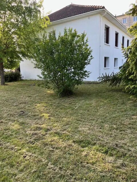 Maison à vendre, 113m², La Rochefoucauld-en-Angoumois