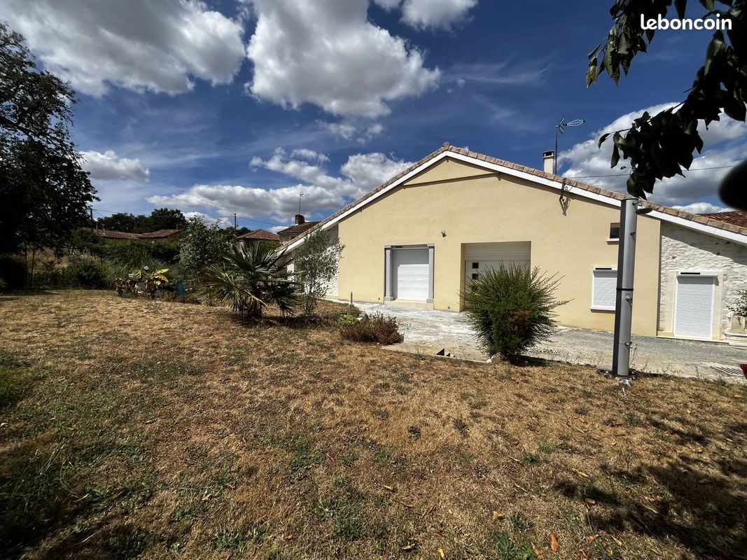 Maison à vendre, 230m², Chasseneuil-sur-Bonnieure