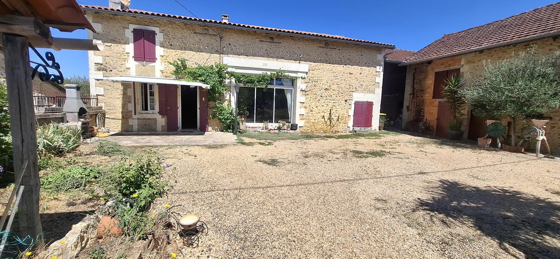 Maison à vendre, 200m², Vitrac-Saint-Vincent