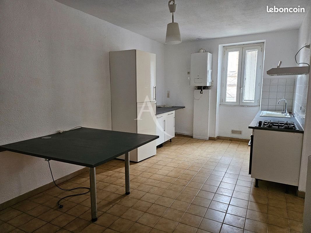Appartement à louer, 116m², Saint-Benoît-de-Carmaux