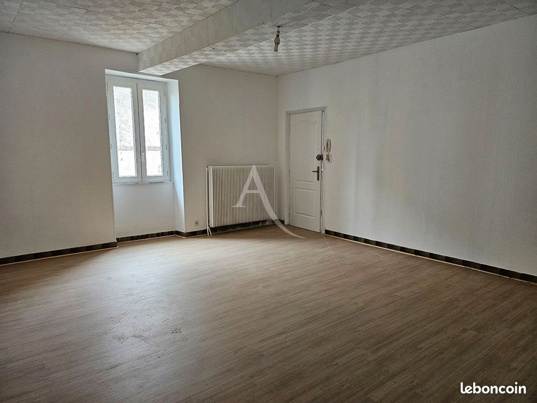 Appartement à louer, 116m², Saint-Benoît-de-Carmaux