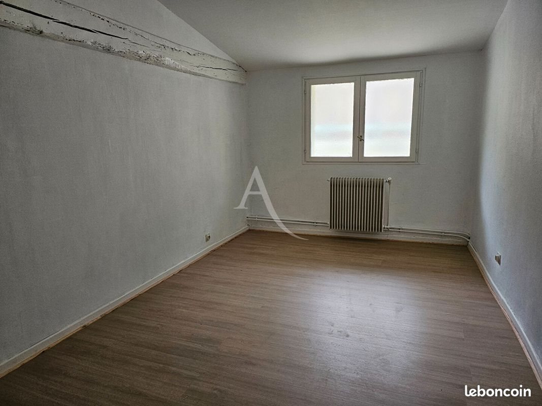 Appartement à louer, 116m², Saint-Benoît-de-Carmaux